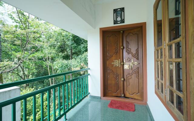 OYO 23359 Home Elegant 2BHK Munnaar Bypass