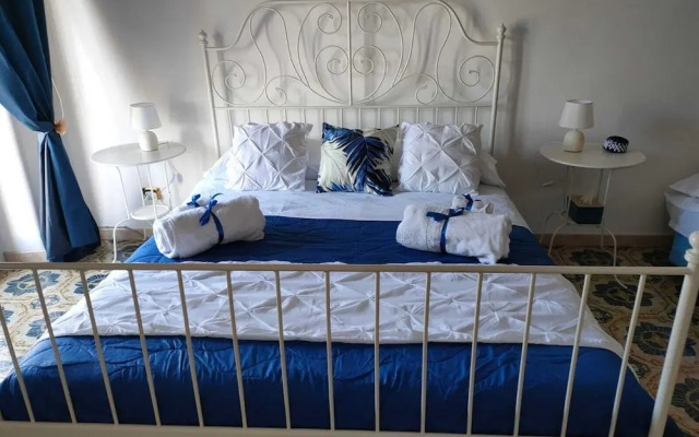 Tra Pirandello e Leopardi B&B