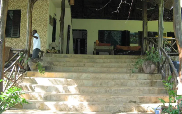 Kiloran Funzi House