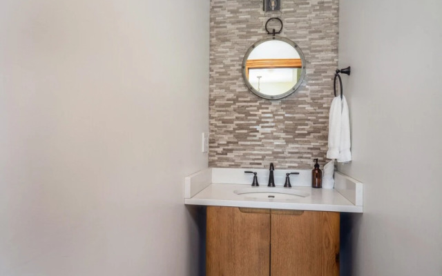 Sundance Condos 202 2 Bedroom Condo