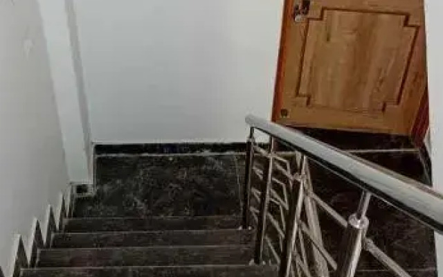 POP 89621 Hotel Yuvraj Place