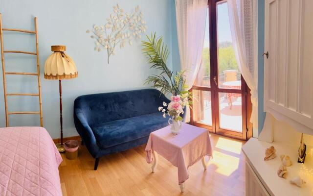 Esmaraldas House of Love