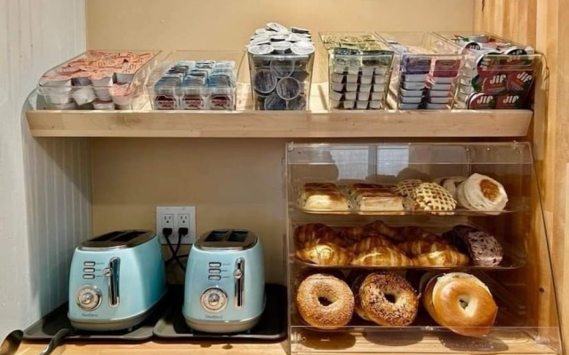 Veranda Cape Cod Family Resort