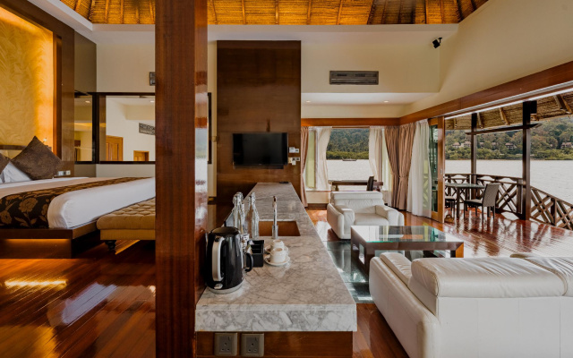Gayana Marine Resort