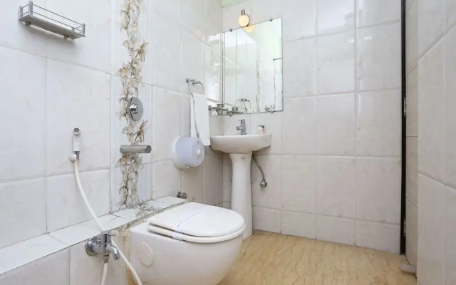 OYO 987 Hotel Pawan Putra