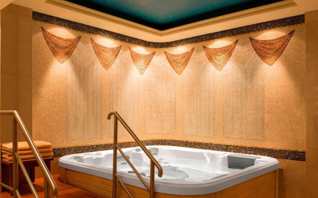 Sheraton Kuwait, A Luxury Collection Hotel, Kuwait City