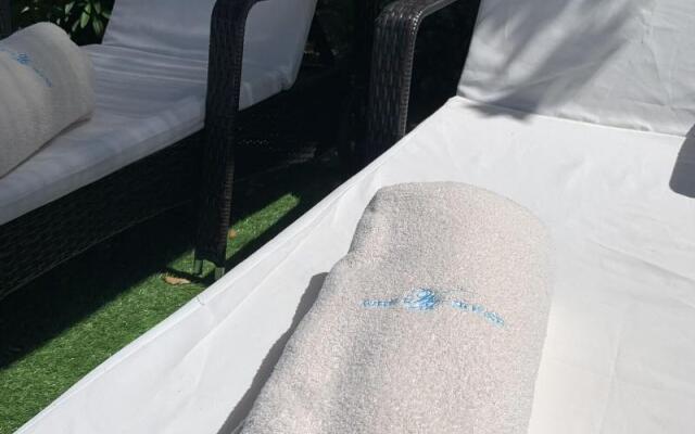 White House Luxury Hospitality