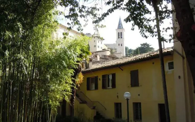 Al Chiostro