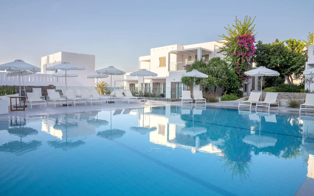 Maritimo Beach Hotel