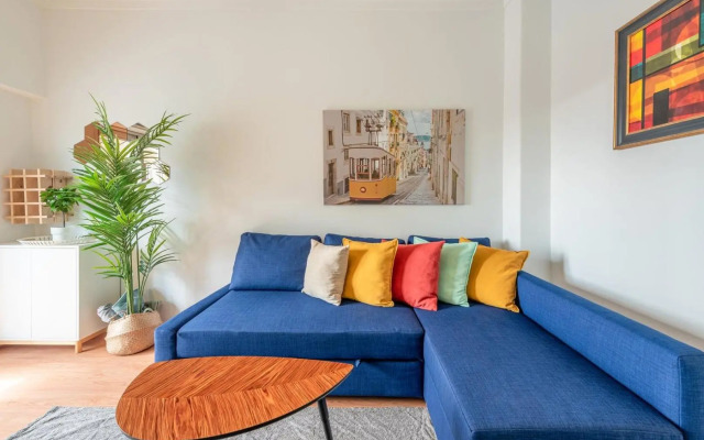 GuestReady - Vibrant 2BR Apartment