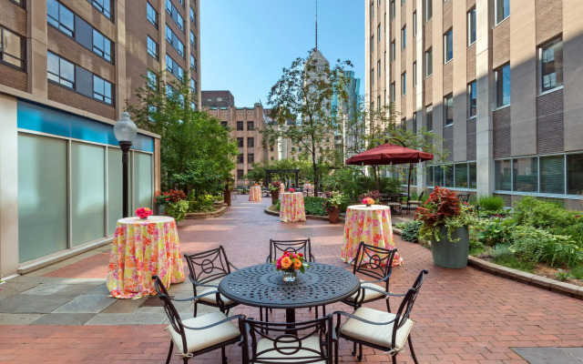 Hotel Indigo Minneapolis Downtown by IHG