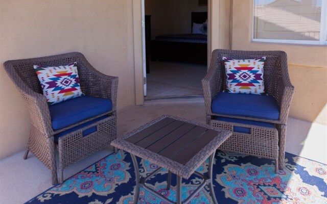 3BR Gated Ocotillo Home, Pool, Golf Course Views
