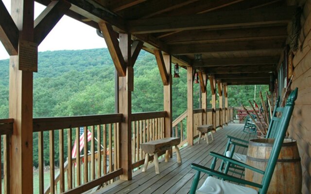 North Fork Mountain Inn