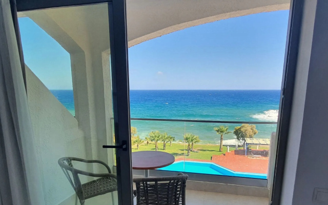 Stella Beach Hotel