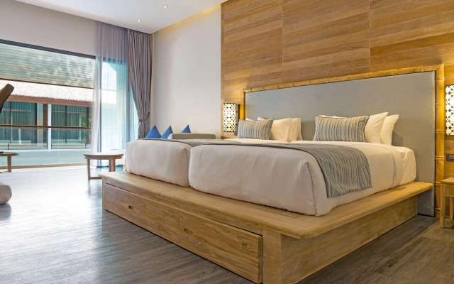 Akira Lipe Resort