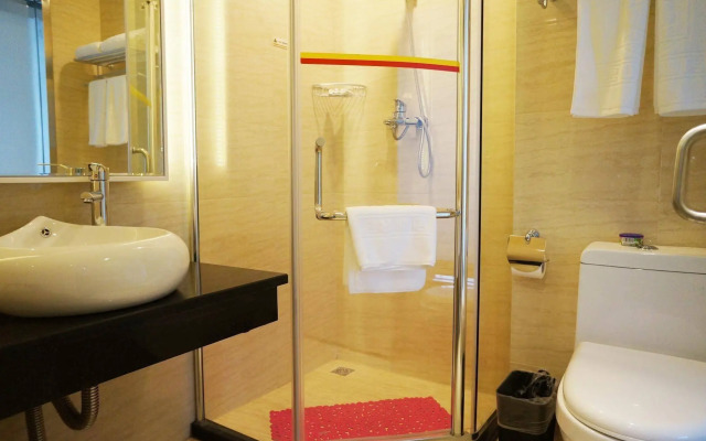 Super 8 Hotel