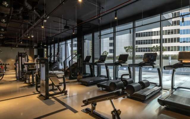 2014 Marquise Square