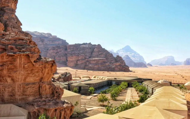 Sharah Luxury Camp