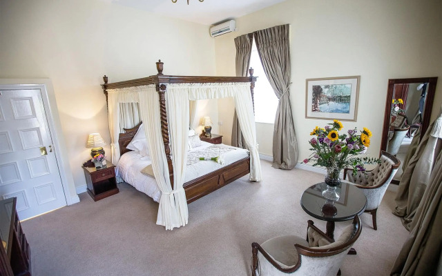 Tullyglass Hotel and Residences