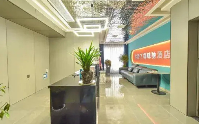 Whale Chi Hotel