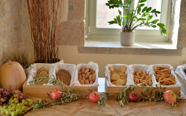 Akrolithi Boutique Hotel