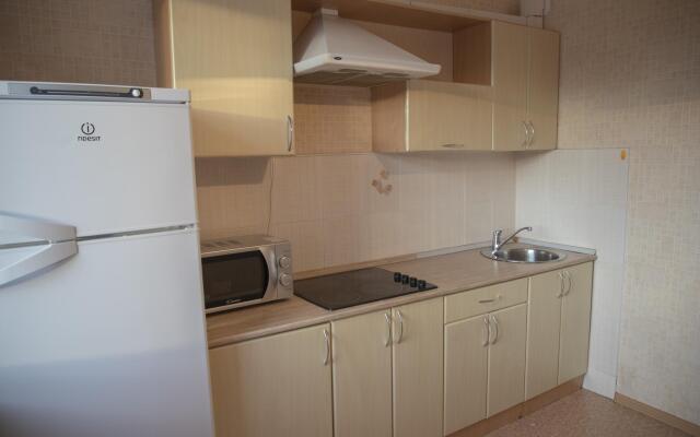 Апартаменты Урал на улице Братьев Кашириных