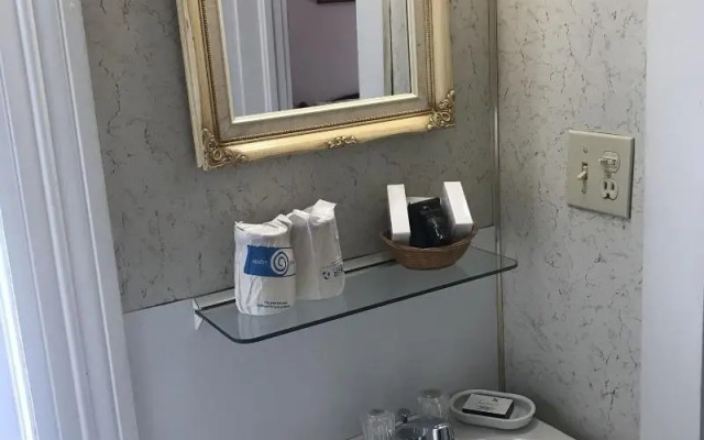 The Inn at Starlight Lake