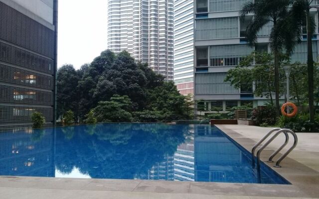 City Residences 2 Bedroom Apartment KLCC