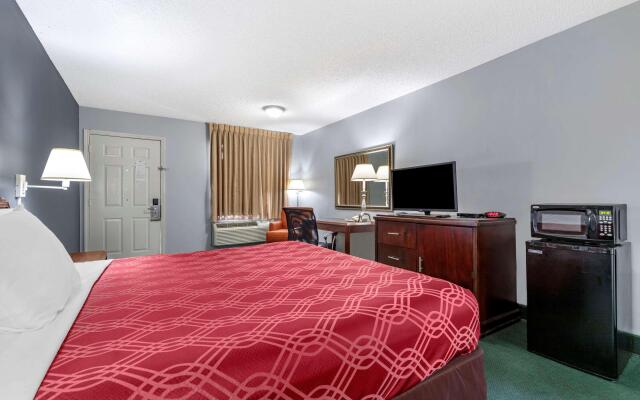 Econo Lodge Junction