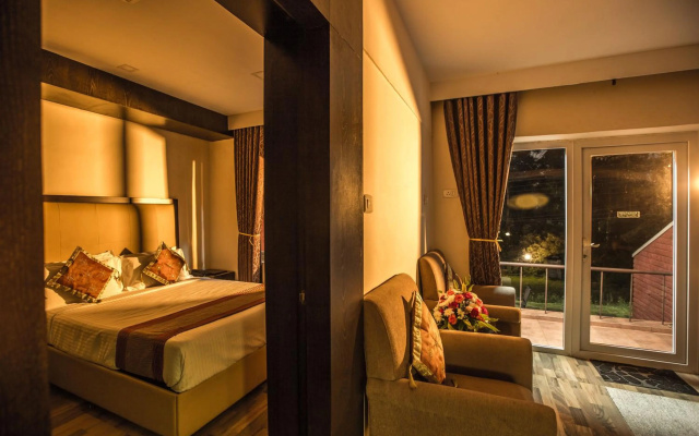 Hotel Lakeview Ooty – Guest Rooms – Ooty