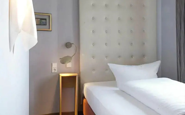 Romantikhotel Rebstock art & design