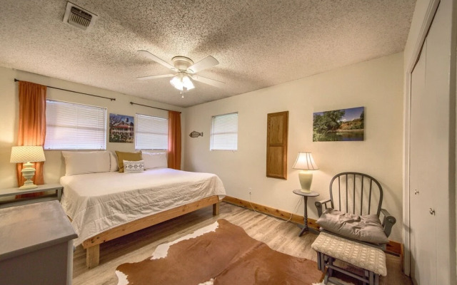 Texas River Haus LD1683