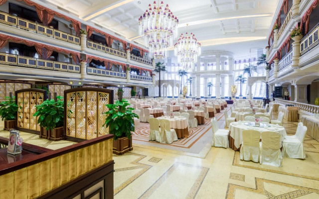 Royal Mediterranean Hotel