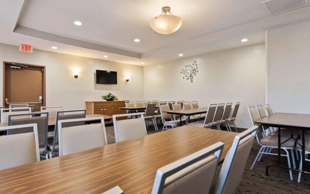 Best Western Royal Sun Inn & Suites