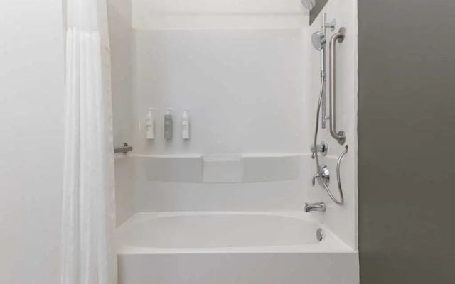 Spark by Hilton Savannah South I-95