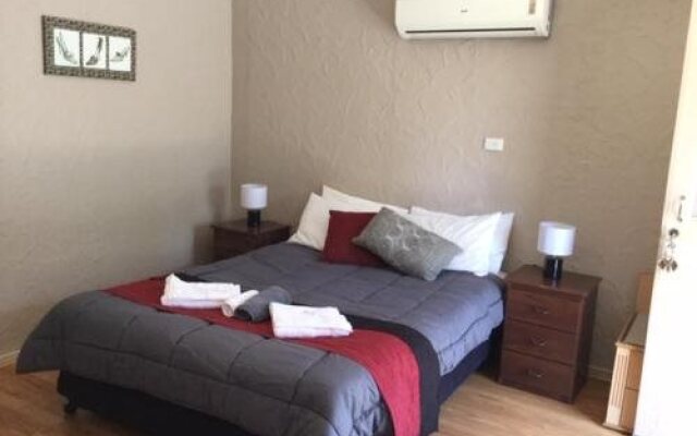 Village Motor Inn