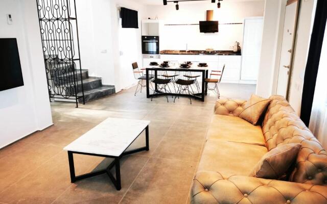 Spectacular Villa With Private Pool in Antalya