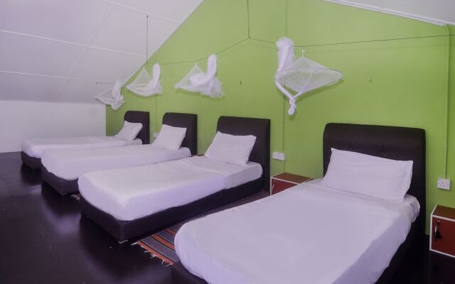 Hotel O Tropical Lodge