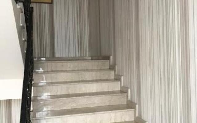 Hotel Golden Palace