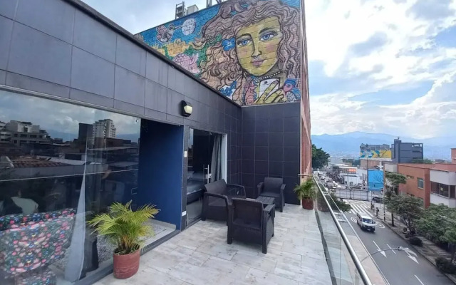 $ PROMO $ 3 Bedrooms with Bathrooms apartment & Jacuzzi in Lleras park @Poblado