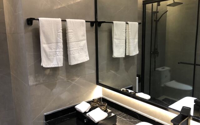 Heqi Hotel