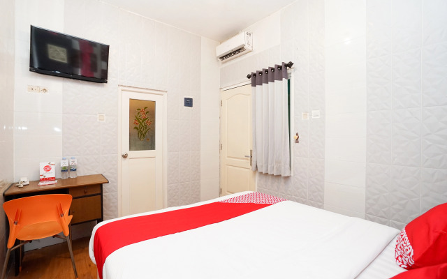 OYO 425 Mojokerto Guesthouse