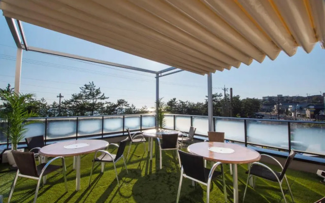 The Retreat Mikuni