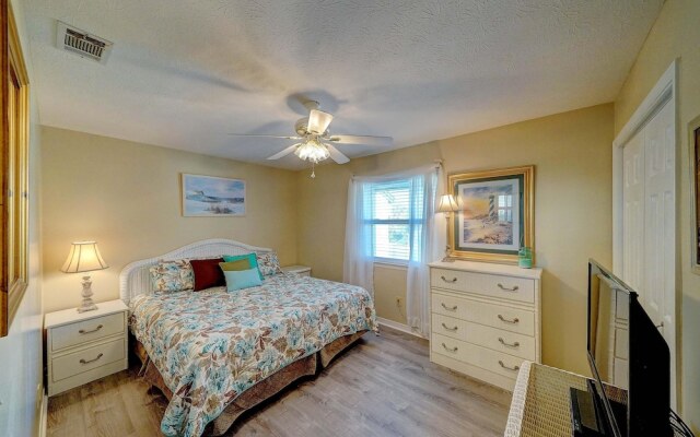 206 White Sandy-pet Friendly