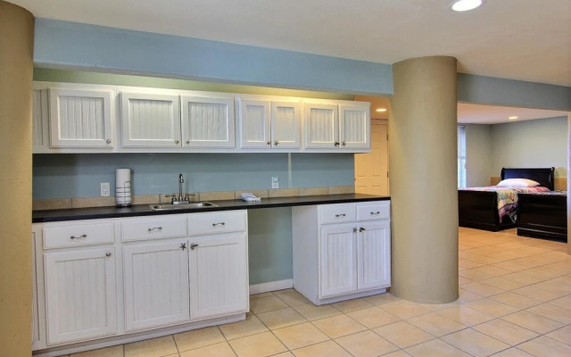 Executive Beach Paradise SH7345