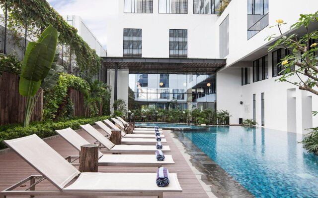 Gaia Cosmo Hotel