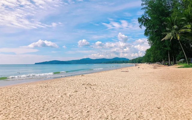 Luxe 2br Pool Villa Walk to Bangtao Beach