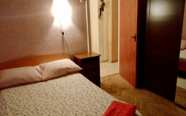 LUXKV Apartment on Slavyansky Bulvar