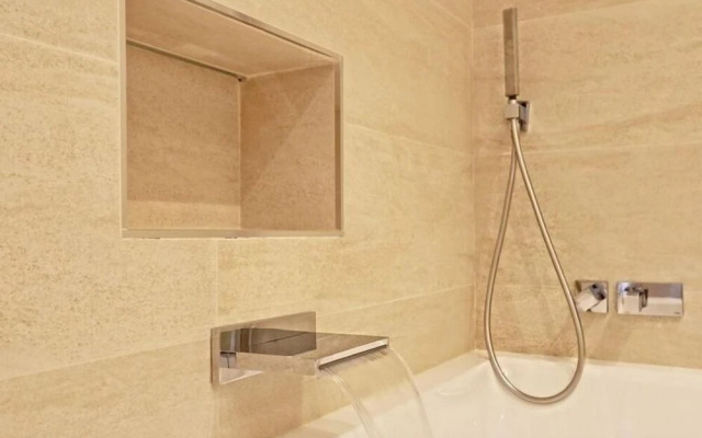 First line luxury Penthouse