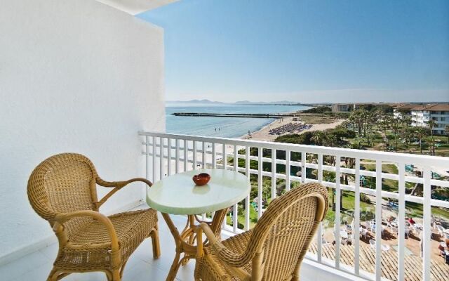 Playa Esperanza Resort